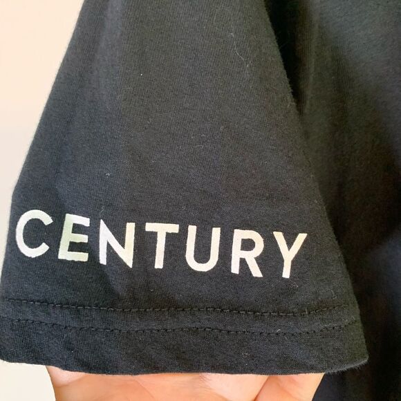 Peloton Black T-shirt size L - Picture 6 of 7